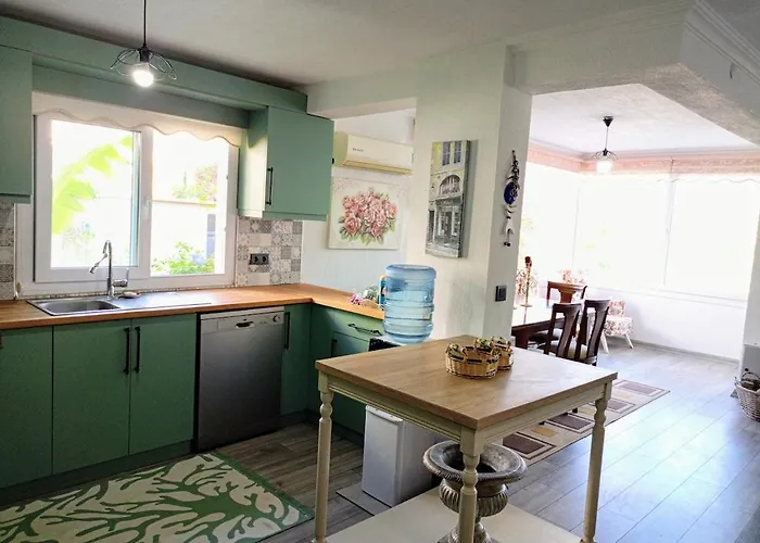 Villa With Private Pool And Unique Sea View In