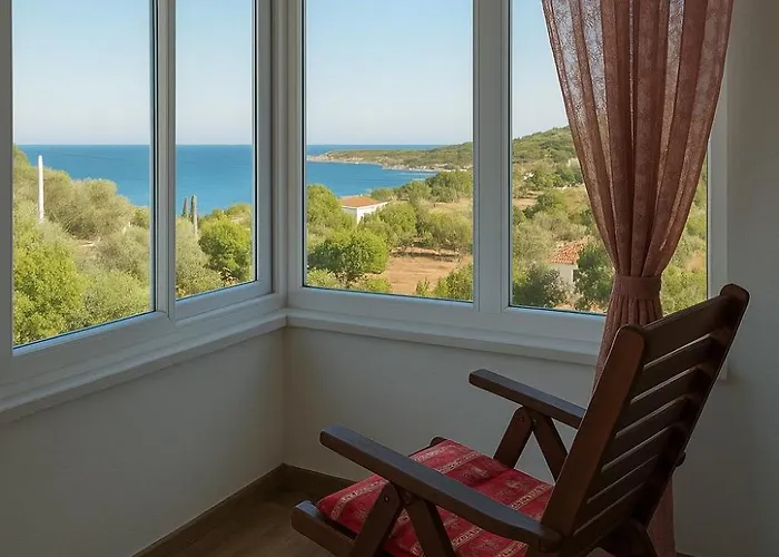 Villa With Private Pool And Unique Sea View In *