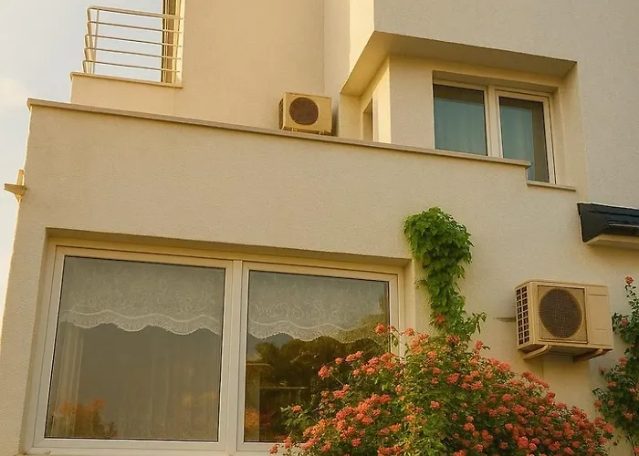 Villa With Private Pool And Unique Sea View In *