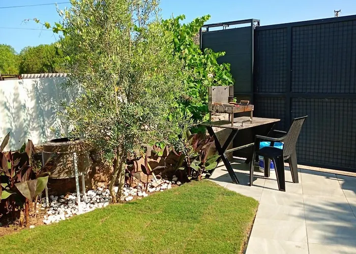 With Private Pool And Unique Sea View In Villa *